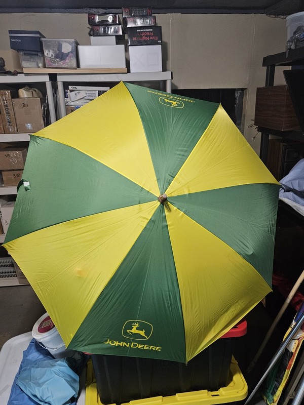 VTG John Deere Umbrella Push Button Hand Held 52″inWx38inL Excellent Condition