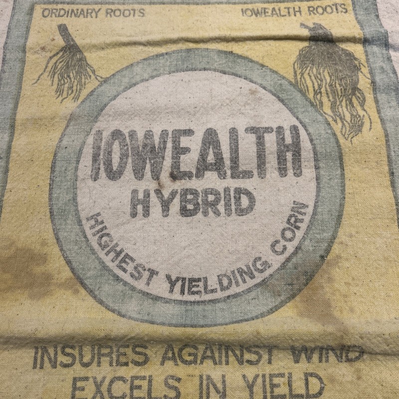 RARE Vintage IOWEALTH Hybrid Sioux City Advertising Cloth Corn Seed Sack gallery