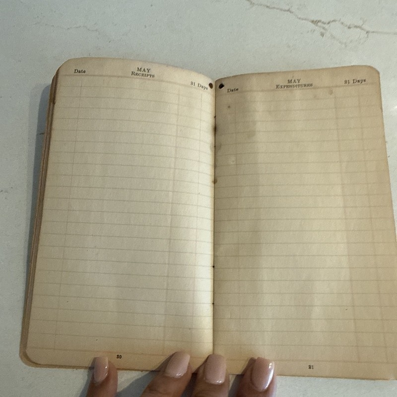 John Deere Farmer 1946/1947 Pocket Ledger Kingsville, Texas Lumber Co. gallery