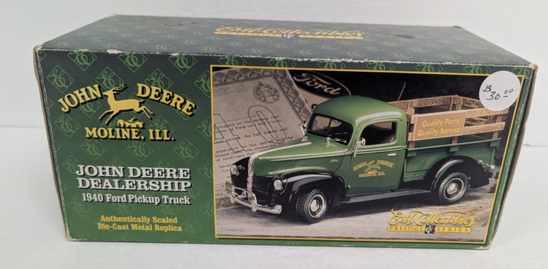 ERTL Diecast 1940 Ford Pickup Truck John Deere Dealership Open Unused Content