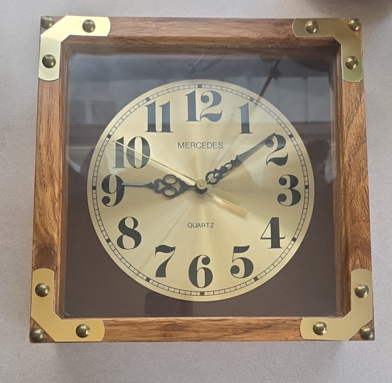 1970s Pioneer Seed Wall Clock Quartz Battery Movement Brushed Gold Face Promo