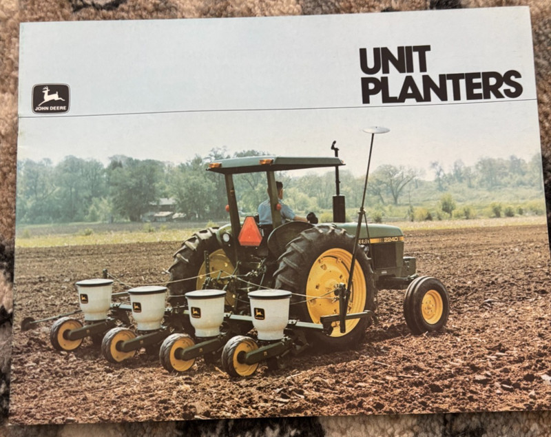 John Deere Unit Planters for 1980 Brochure AMIL25