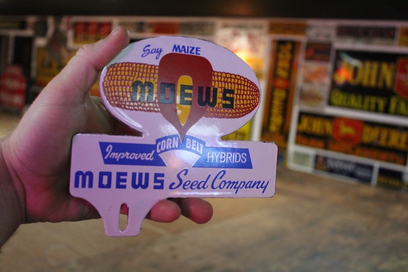 MOEWS HYBRID SEED CORN PLATE TOPPER PORCELAIN METAL SIGN FEED FARM BARN COW GAS