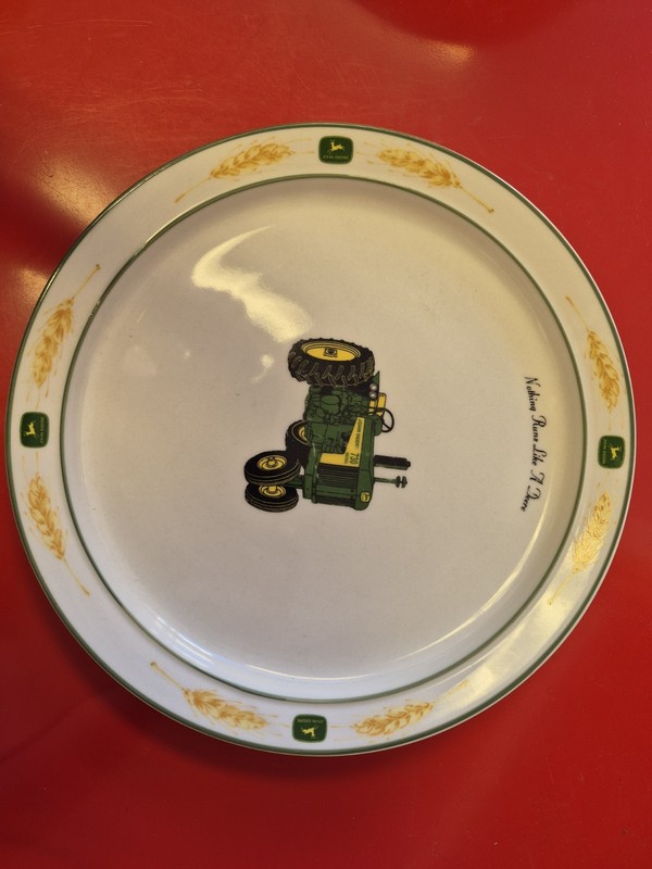 VTG John Deere Collector Plate Limited Edition Tractor Farm Decor Excellent Cond