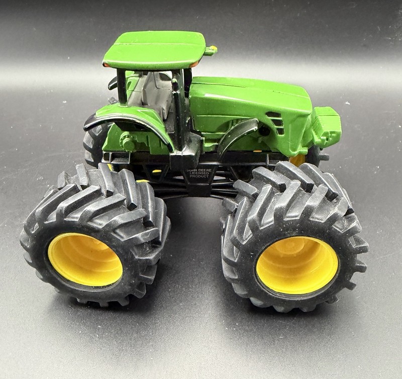 Ertl John Deere monster treads tractors farm vehicle toy agriculture 4.5” Length