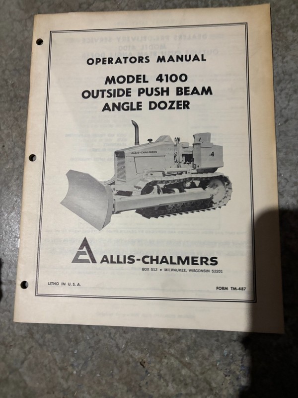 Allis Chalmers 4100 Outside Push Beam Angle Dozer Operator’s Manual MWPA26