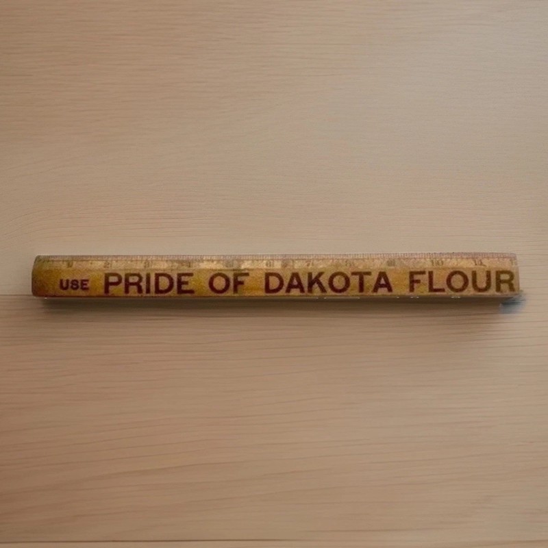 PRIDE OF DAKOTA FLOUR (North Dakota Mill & Elevator) VTG Wood Advertising Ruler