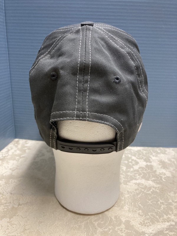 Becks Seed Hat/Cap Embroidered SnapBack Gray Made USA Excellent Condition gallery