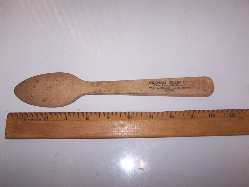 Vintage GRAHAM GRAIN Wood Wooden Spoon TERRE HAUTE INDIANA Case Farm Machinery