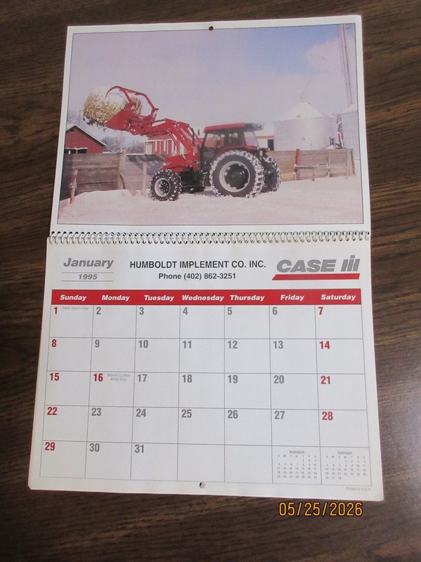 CASE FARM EQIPMENT BROCHURES, 4 VINTAGE, 3 CASE INTERNATIONAL gallery