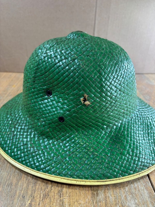 VINTAGE JOHN DEERE STRAW HAT 1940s Four-legged Deer Logo Quality Farm gallery