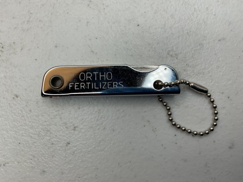 Vintage Ortho Fertilizers Keychain Pocket Knife Basset 81 USA
