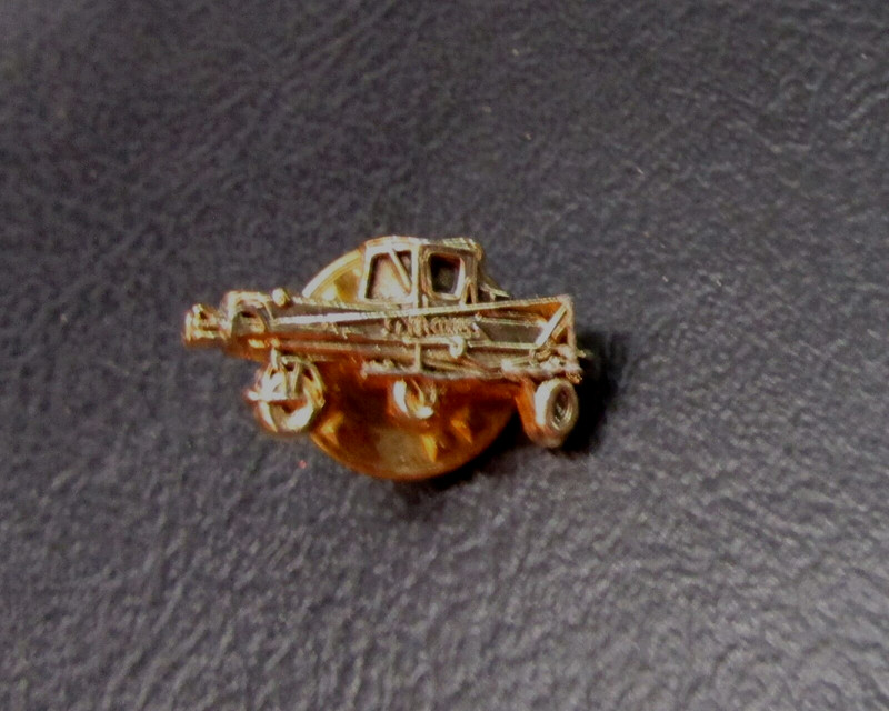 Vintage Spray Coup Agriculture Farm Self Propelled Sprayer Gold Pinback Hat Pin