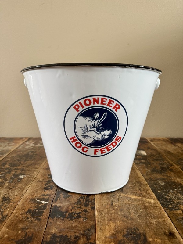 Enamel Steel Pioneer Hog Feeds Advertising Bucket Farmhouse Country Barn Decor