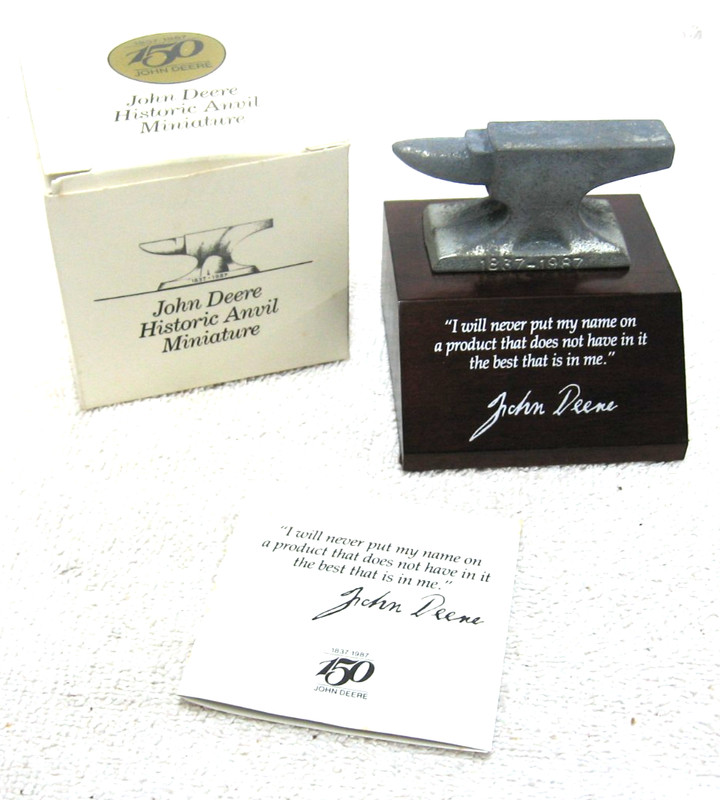 VINTAGE 1837 – 1987 JOHN DEERE 150TH ANNIVERSARY MINI ANVIL IN BOX