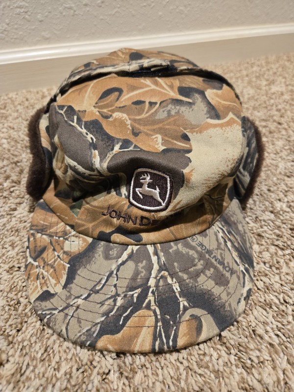 John Deere Camo Insulated Cap W/ Fold Down Ear Warmers Size Large Made In USA
