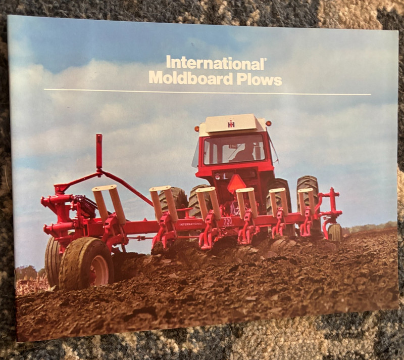 International Harvester Moldboard Plows For 1976 Brochure AMIL26
