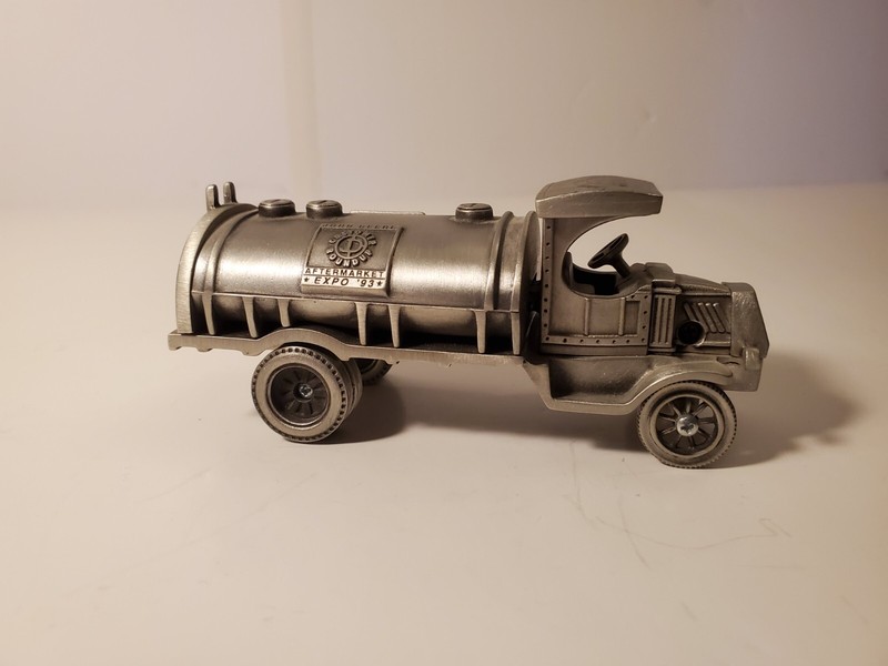 JOHN DEERE PEWTER WATER TRUCK 1993 AFTERMARKET PARTS CONFERENCE & EXPO NASHVILLE