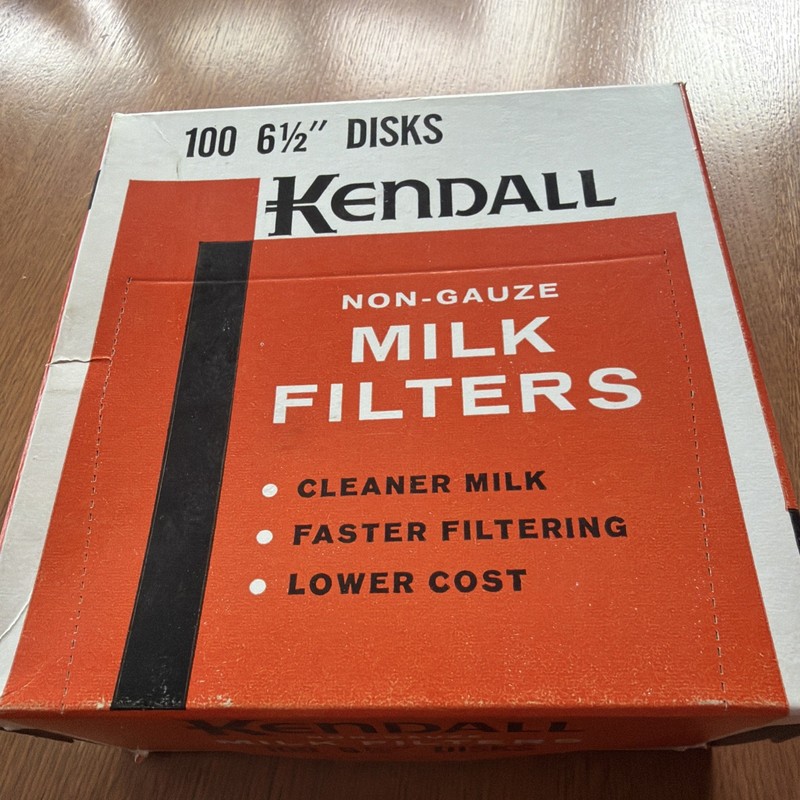 Vintage Kendall Milk Filters 100 6-1/2″ Non-Gauze Squares Vintage NOS 1960-1970