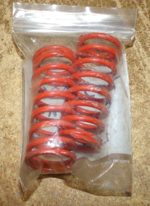 2-lot AGCO oem #70510042 springs new gallery