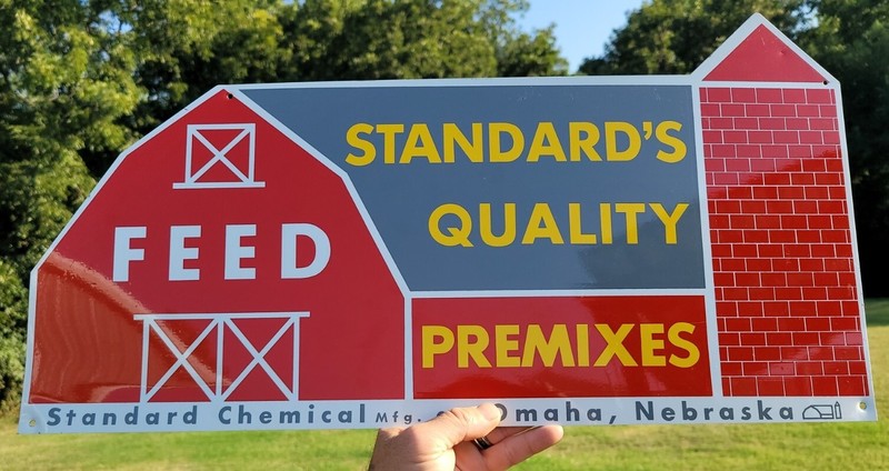 MINTY Original 50s Standard Quality Feed Sign Metal N.O.S. Barn Omaha Nebraska
