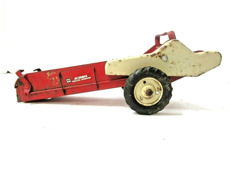Antique McCormick 1/16th Manure Spreader IH Tractor Gears Collection RARE & NICE