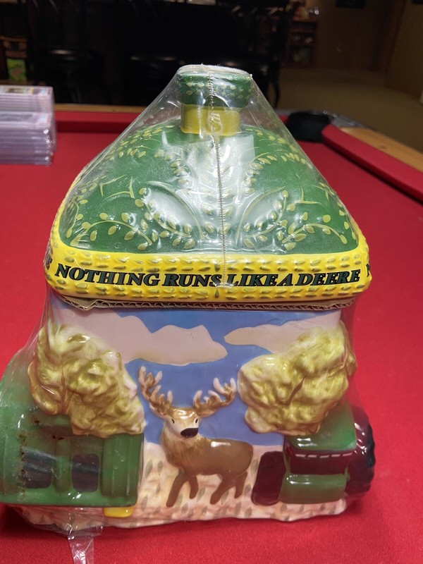 John Deere Tractor Vintage Cookie Jar (original packaging) gallery