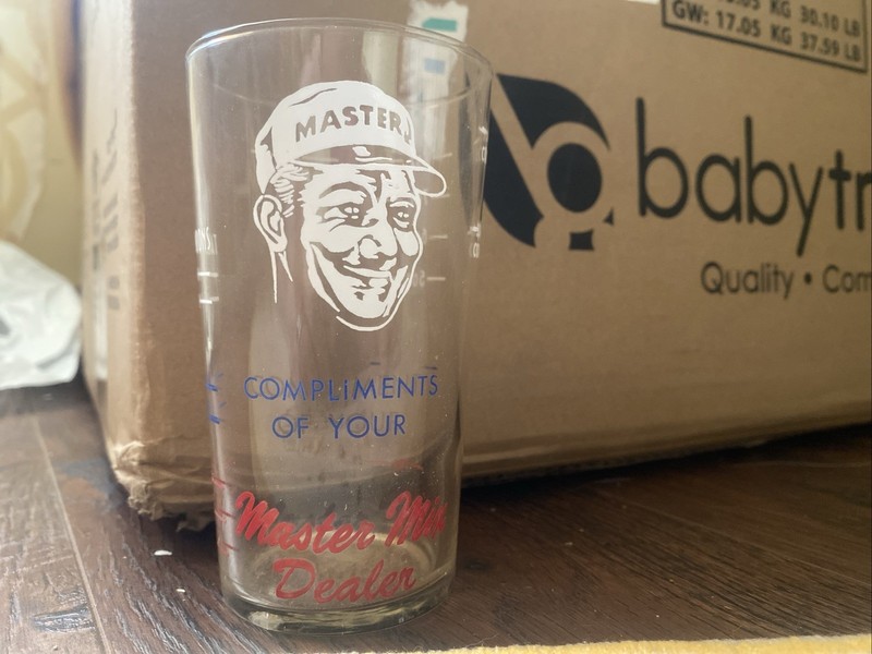 Measuring glass advertising Master Mix feeds painted glass tablespoon cup Z42