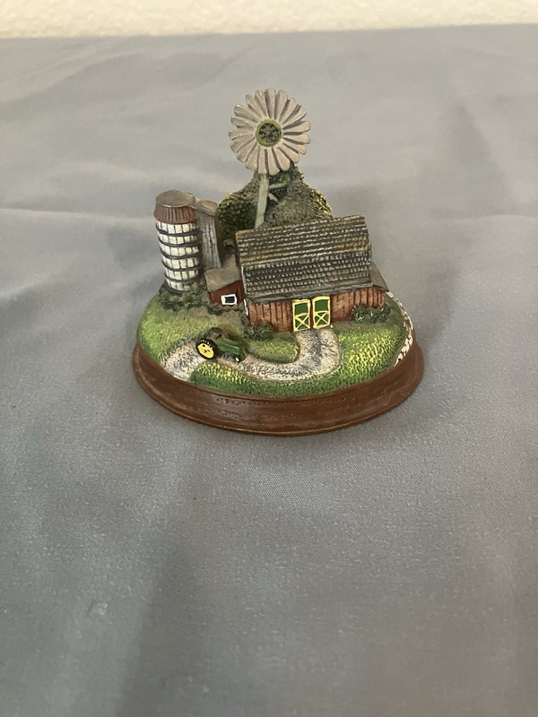 John Deere Pocket Watch Holder Only Franklin Mint Farm Decor Tractor 3 X 2 X 2.5