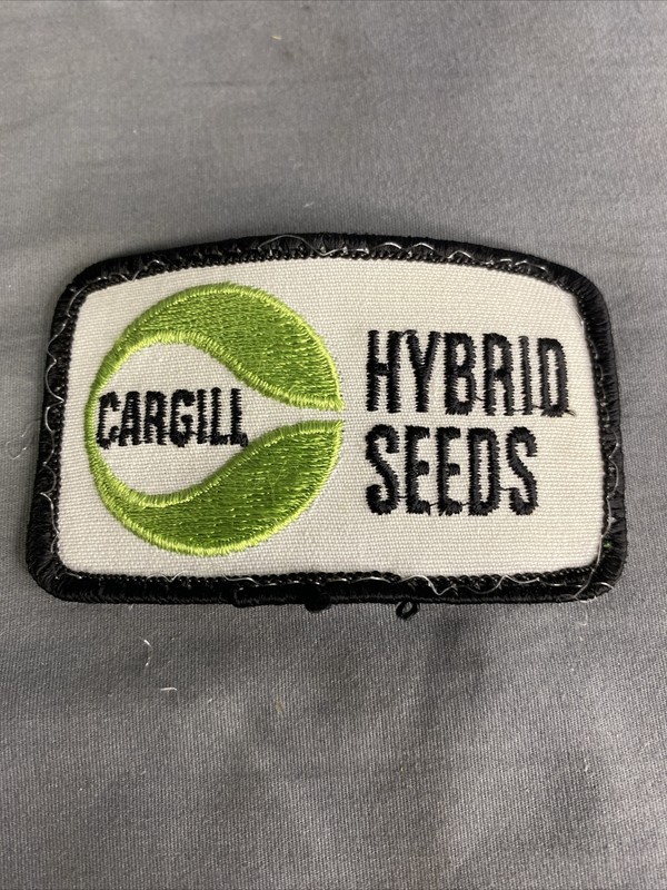 Vintage CARGILL HYBRID Seeds Agriculture 2″ x 3.25” Hat Cap Uniform Patch