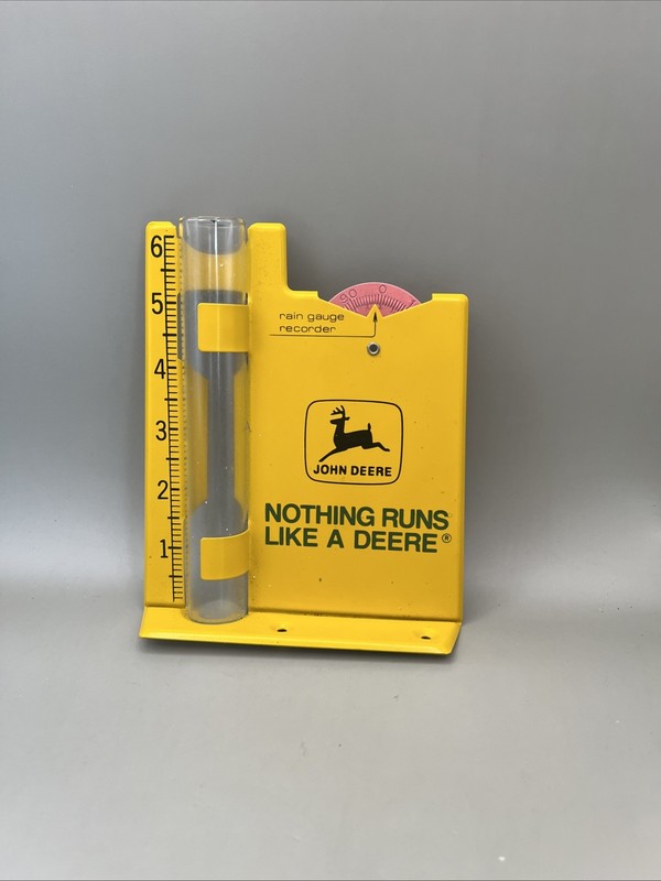 VINTAGE JOHN DEERE Outdoor Rain Gauge w/ Original Glass Tube New