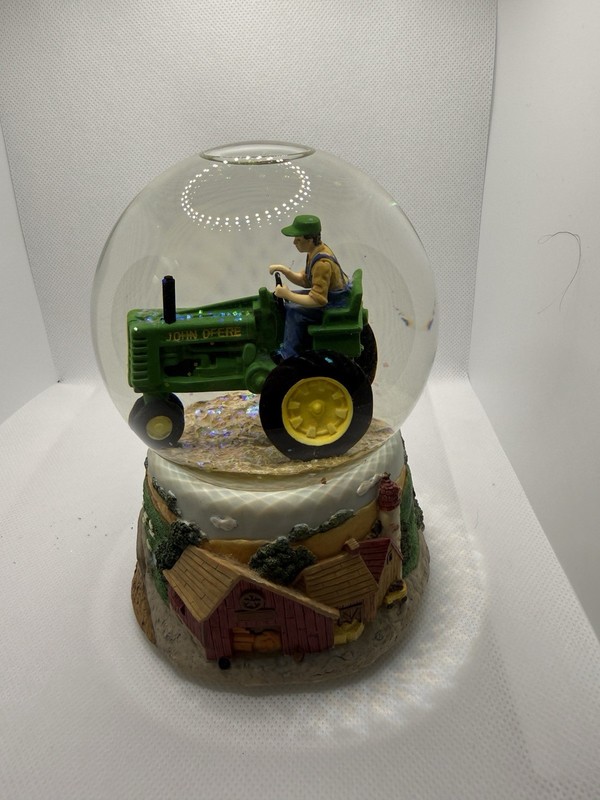 Enesco John Deere Tractor Musical Snow Globe Farmer In The Dell
