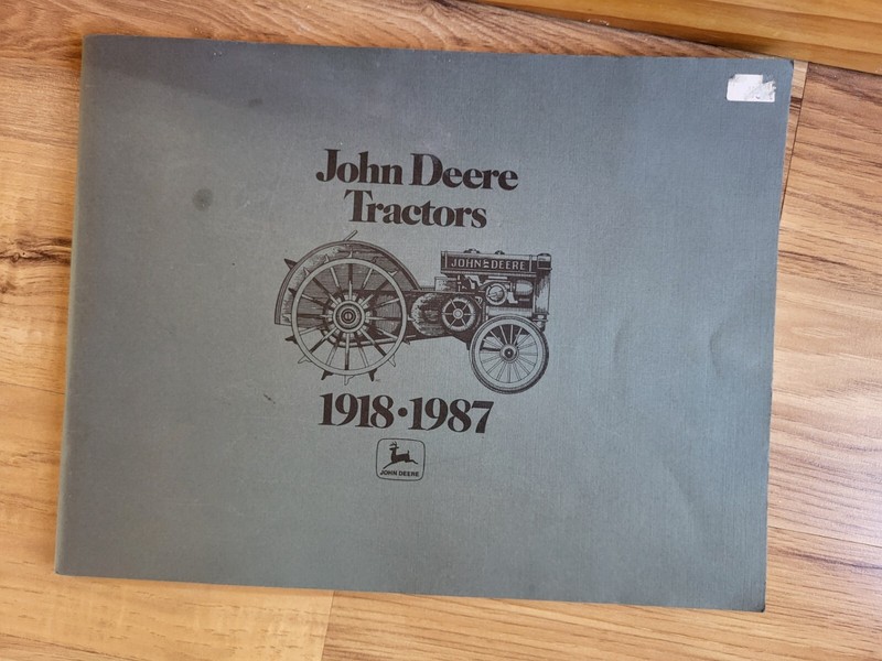 Vintage 1918-1987cJohn Deere Tractors Collectors Paperback Book