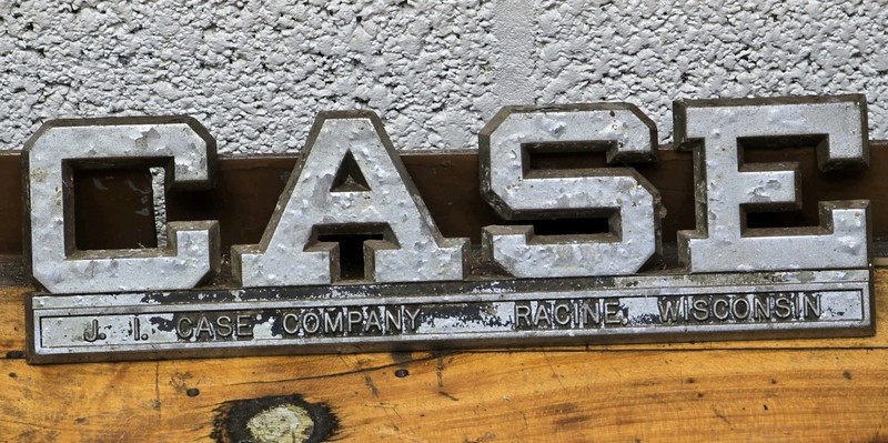 Vintage J I CASE Tractor Emblem A-11320