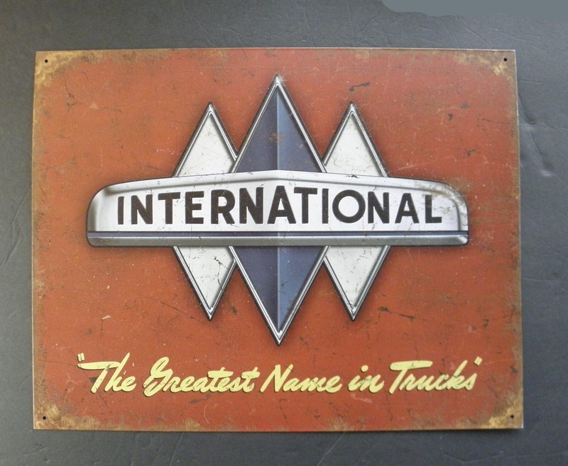 INTERNATIONAL HARVESTER Man Cave Large Heavy Metal Sign 16 x 12.5 inches