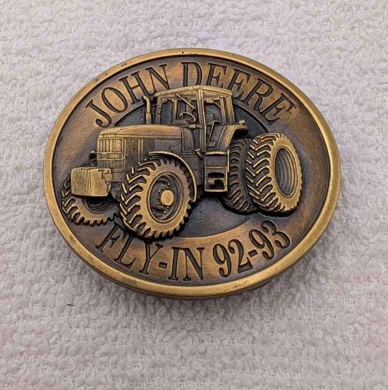 John Deere Fly In 92-93 Belt Buckle – 1992 Bergamot Brass Colored 921159