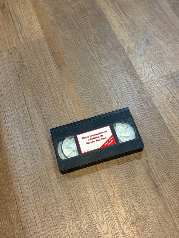 Case International 3200/4200 Series Tractors VHS 1994