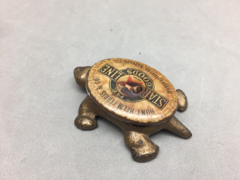 Hunt Helm Ferris Co Star Line Harvard IL Cast Iron Celluloid Turtle Paperweight gallery