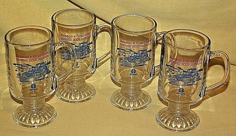 New Holland Glasses 4 Pc Christmas Seasons Greeting Santa Tractor Pedestal 2001