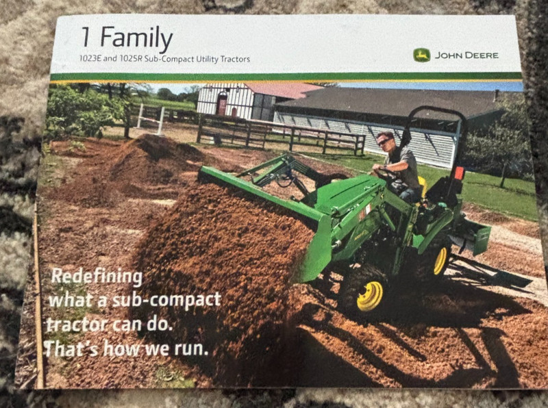 John Deere 1023E 1025R Tractor For 2015 Brochure FCCA25