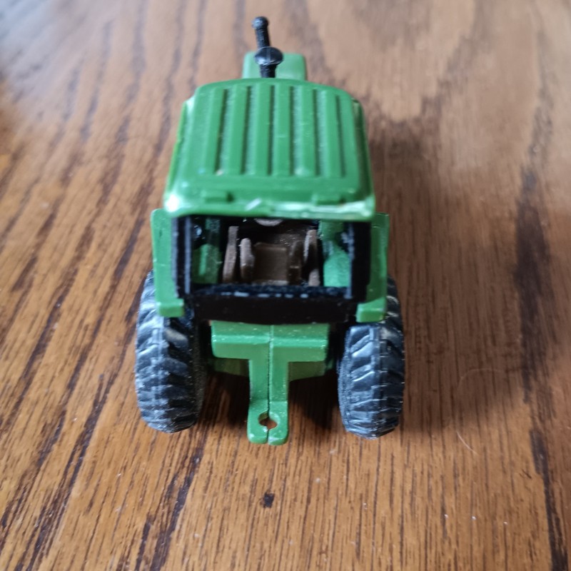 Vintage Die-cast John Deere Tractor gallery