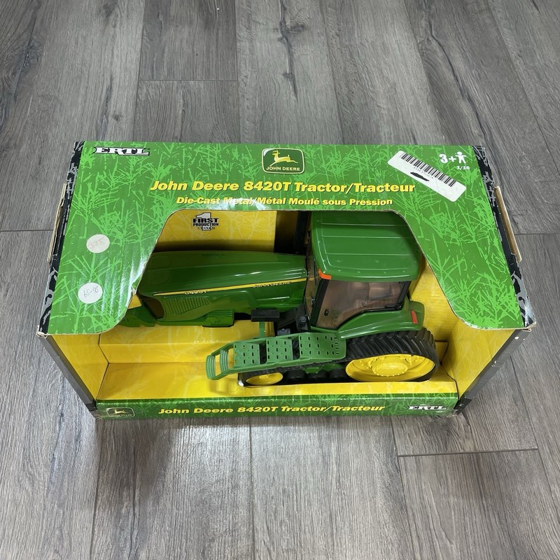 2002 Ertl John Deere 8420T Diecast Tractor 1/16 Scale First Production #15207