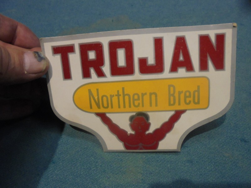 Vintage Trojan Northern Bred Seed Corn Needle Card