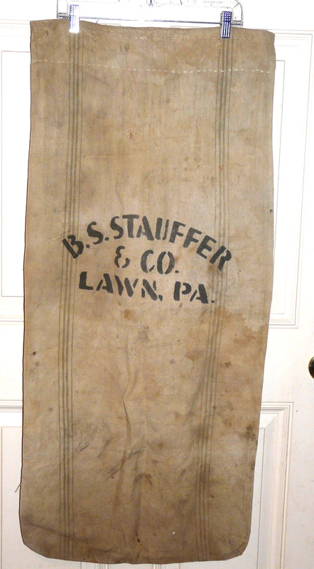 Vintage B.S. Stauffer & Co. Lawn,Pa. Farmers Seamless Cloth Feed Bag Sac 43″x20″