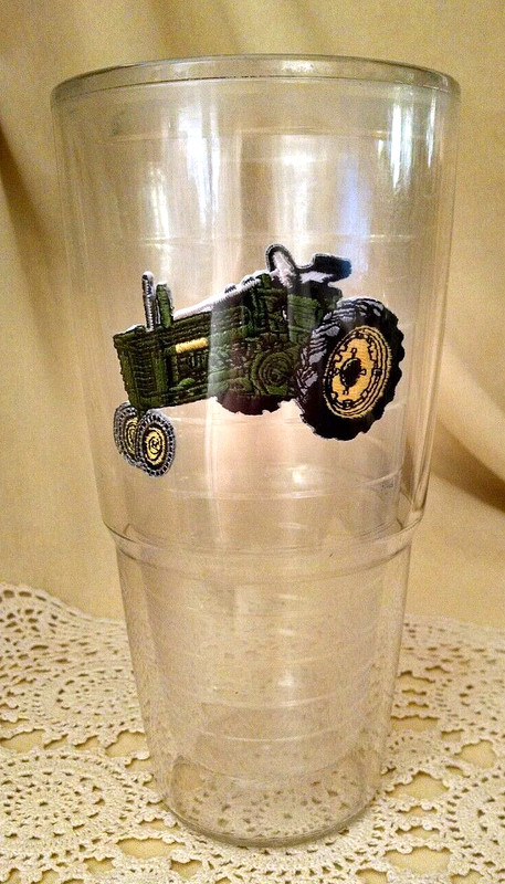 TRACTOR TUMBER TERVIS LARGE GREEN YELLOW USED PLASTIC DRINK OSPREY FL USA.