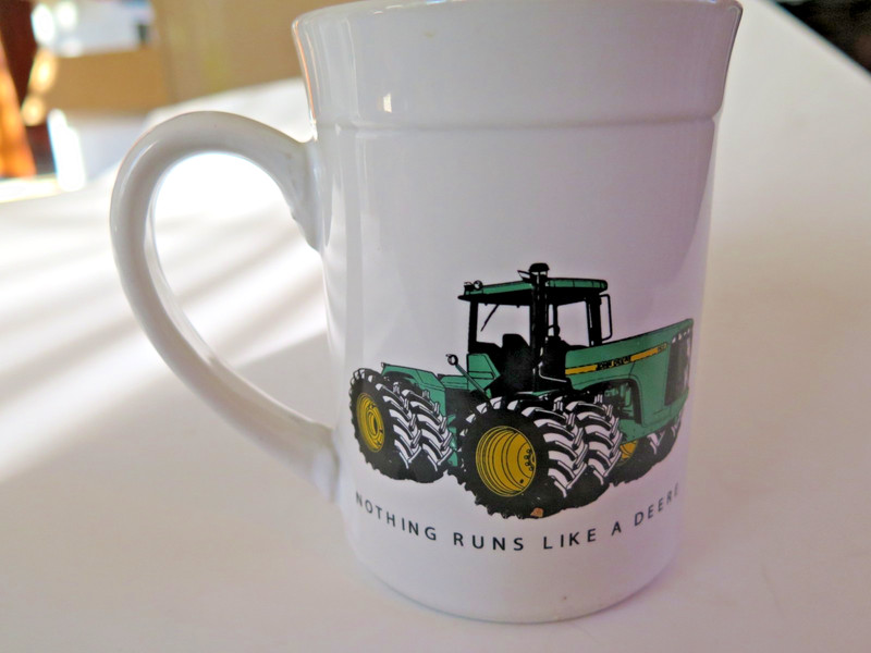 John Deere Tractor Mug 12 oz 4.5″ tall 9RT and 9400
