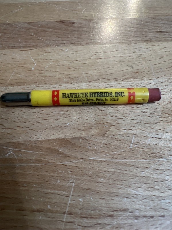 (#459). Vintage Hawkeye Hybrids Corn Bullet Pencil – Pella Ia.