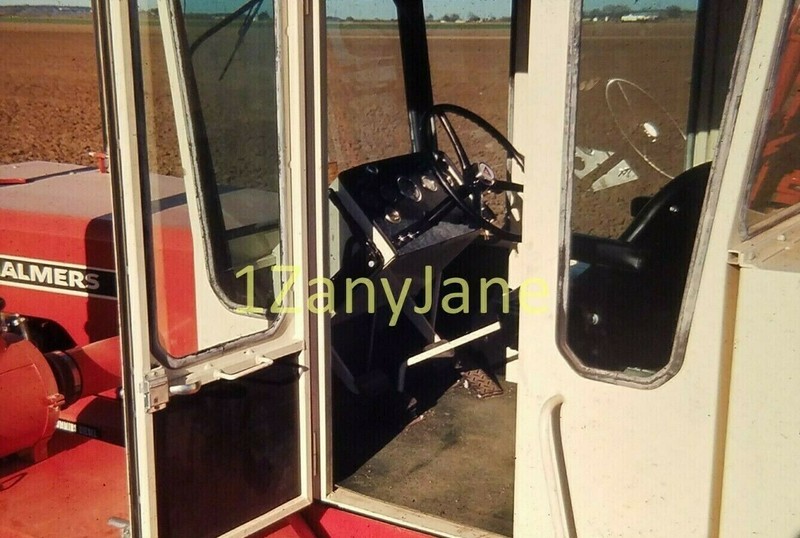 AC0520 35mm Slide of an Allis-Chalmers from MEDIA ARCHIVES CAB INTERNAL TRACTOR