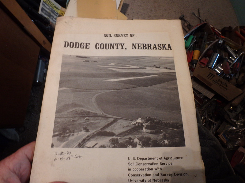 2w-1979 edition Soil Survey of DODGE City, Nebraska with maps