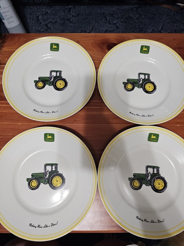 Set of 4 John Deere Porcelain Plate Nothing Runs Like A Deer